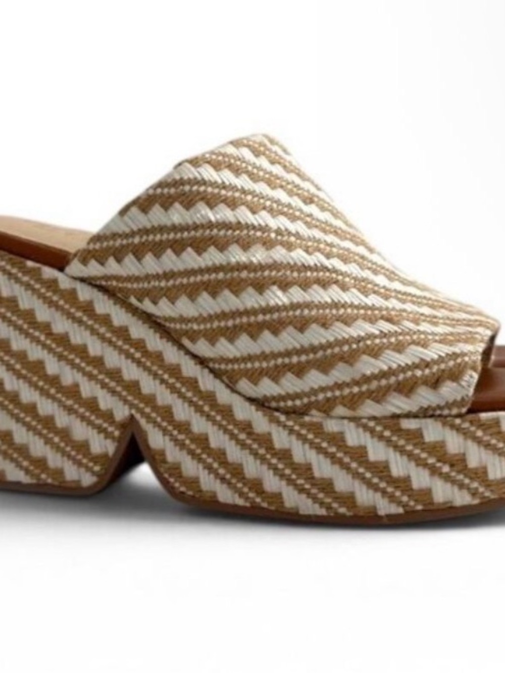 CECELIA NEW YORK Woven Slide Mule in White & Tan